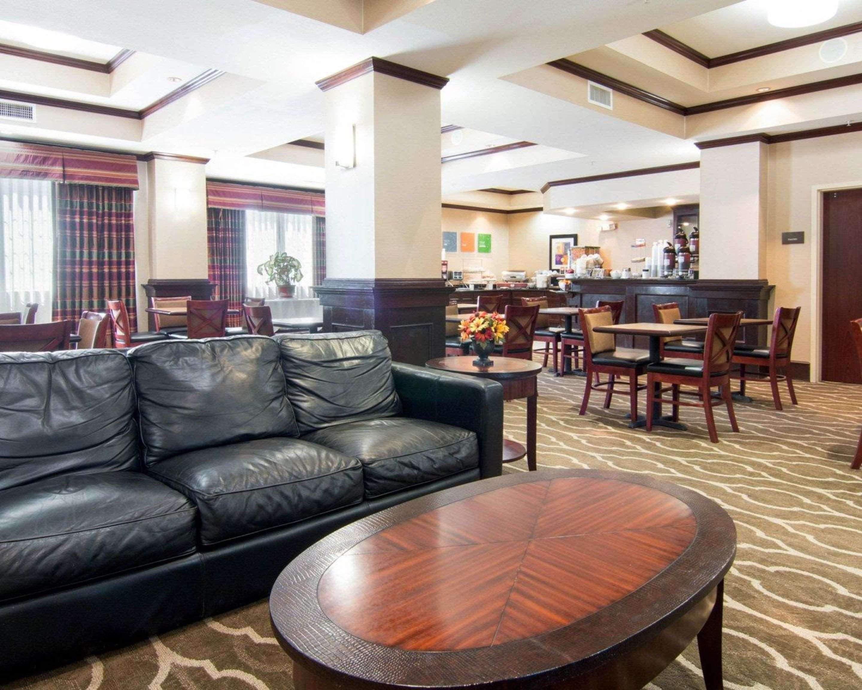 Comfort Suites Shreveport West I-20 Екстериор снимка